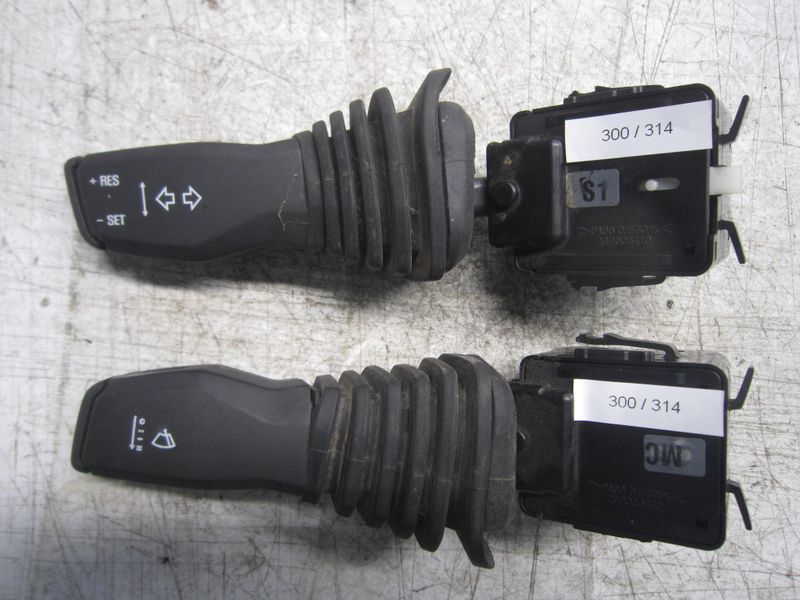 300-314 Comando Luci Devioluci Frecce Tergi Cruise Chevrolet 202005410   S1 202005410 MC  CHEVROLET  CAPTIVA