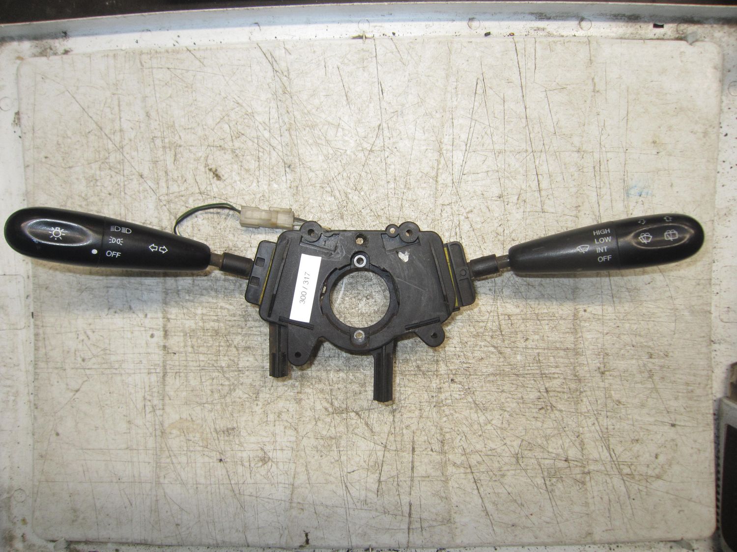 300-317 Comando Luci Devioluci Frecce Tergi Cruise Daewoo 96314332       DAEWOO  Matiz
