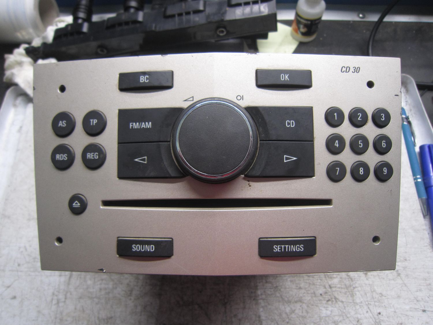 20-732 Autoradio Delphi 344 183 129 344183129 13251050 CD 30   OPEL  ASTRA