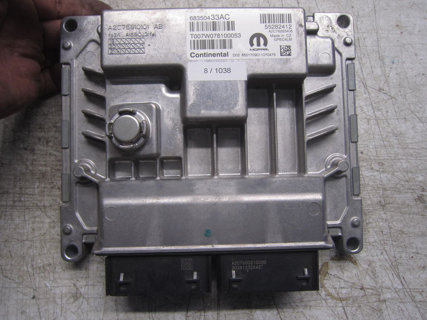 8-1038 Centralina Motore Continental A2C75810101   55282412 A2C76283406 68350433AC  FIAT  Benzina 500