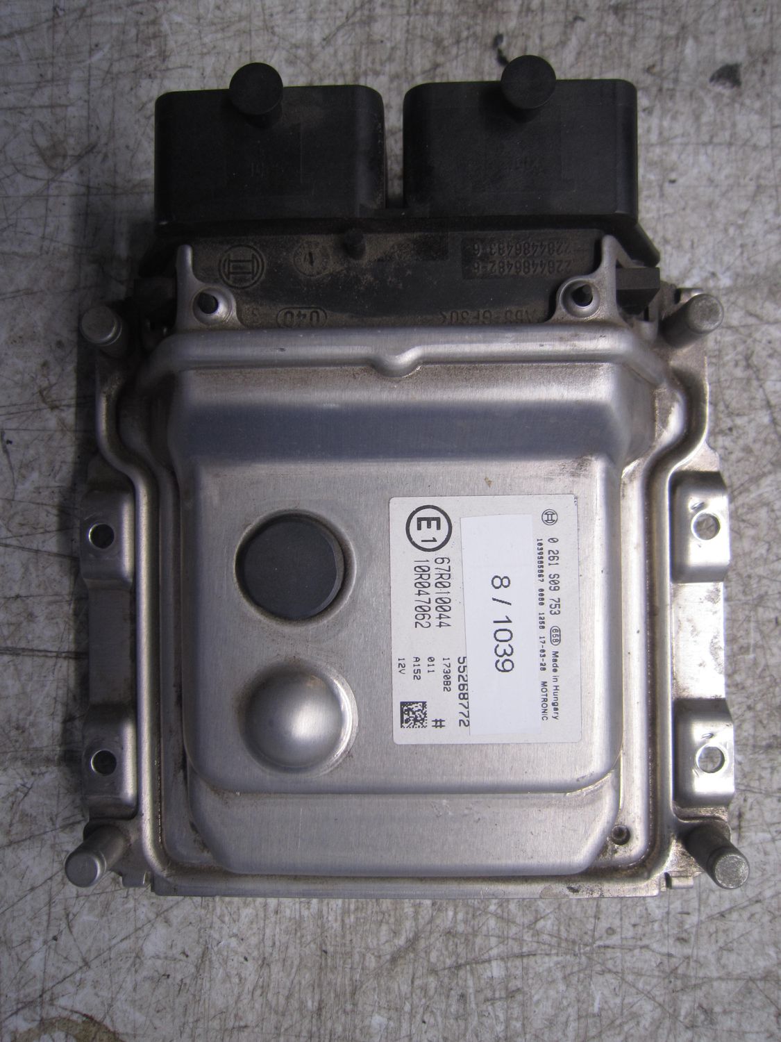 8-1039 Centralina Motore Bosch 0 261 S09 753 0261S09753 55268772 1039S85567 10R047062  FIAT Benzina 500