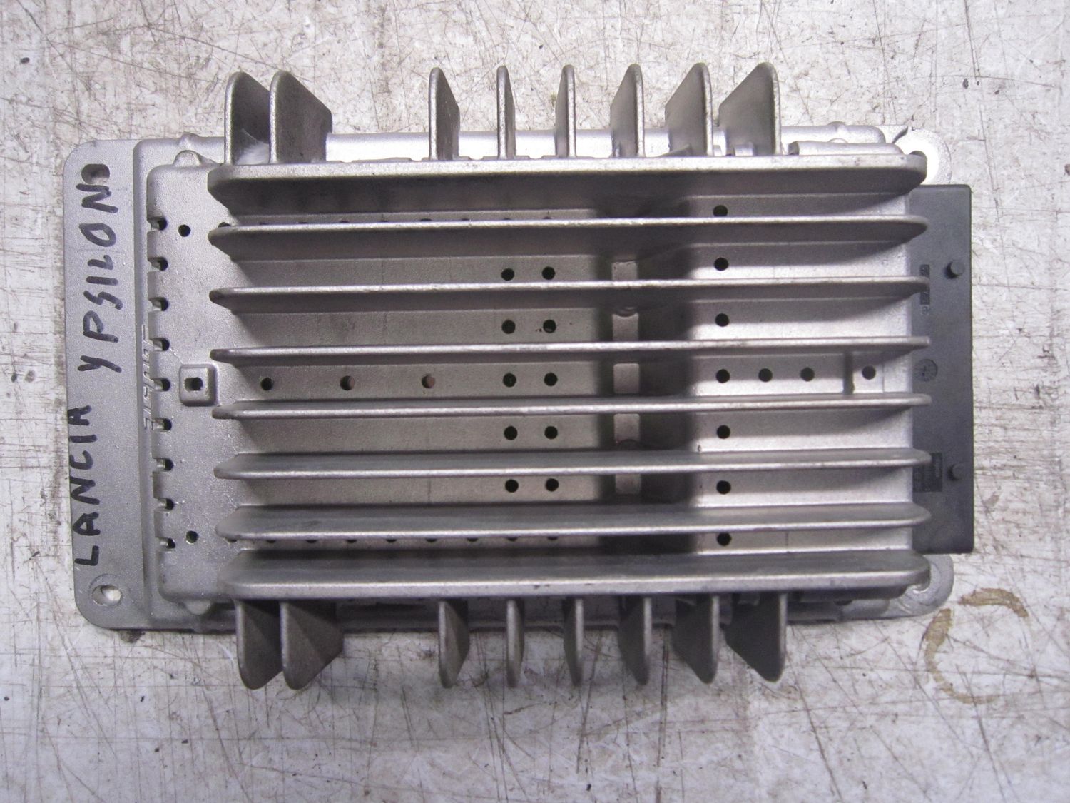 20-735 Amplificatore Audio Bose 46832672   439009 AMP ASSY 5600 LANCIA 843  LANCIA  YPSILON