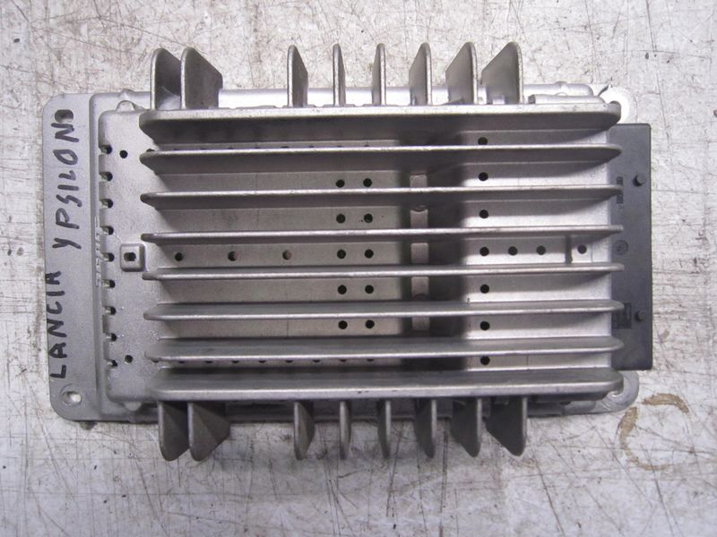 20-735 Amplificatore Audio Bose 46832672   439009 AMP ASSY 5600 LANCIA 843  LANCIA  YPSILON