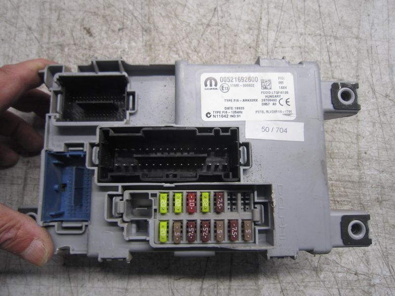 50-704 Body Computer Mopar 00521692600   28708482    FIAT Benzina PANDA