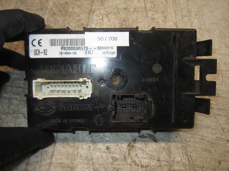 50-708 Body Computer Sagem 28118864-5A 281188645A M03329115 UCH-N2 V6.7 P8200530975 RENAULT  Clio