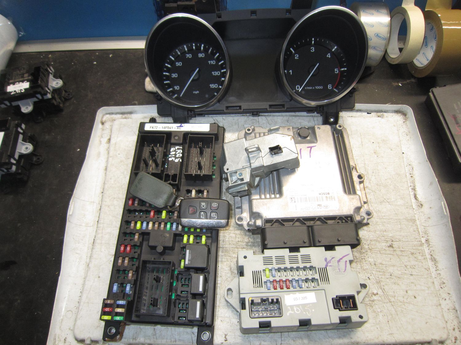 95-395 Kit Motore Land Rover 0 281 032 607 0281032607   GX73-12C520-FAF   FK72-14F041-AC   FK72-19H440-AE   CPLA-14Q073-AA   CPLA-14Q073-AA     GK721084 BJ32-3K772-AD    CON CHIAVE  Diesel DISCOVERY