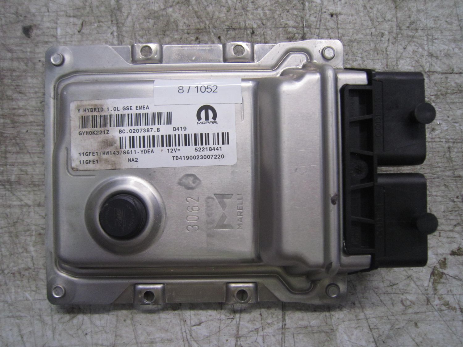 8-1052 Centralina Motore Mopar 52218441   BC.0207387.B 11GFE1 HW143/S611-YDEA YPSILON  HYBRID 1.0L GSE EMEA LANCIA Elettrica / Benzina YPSILON