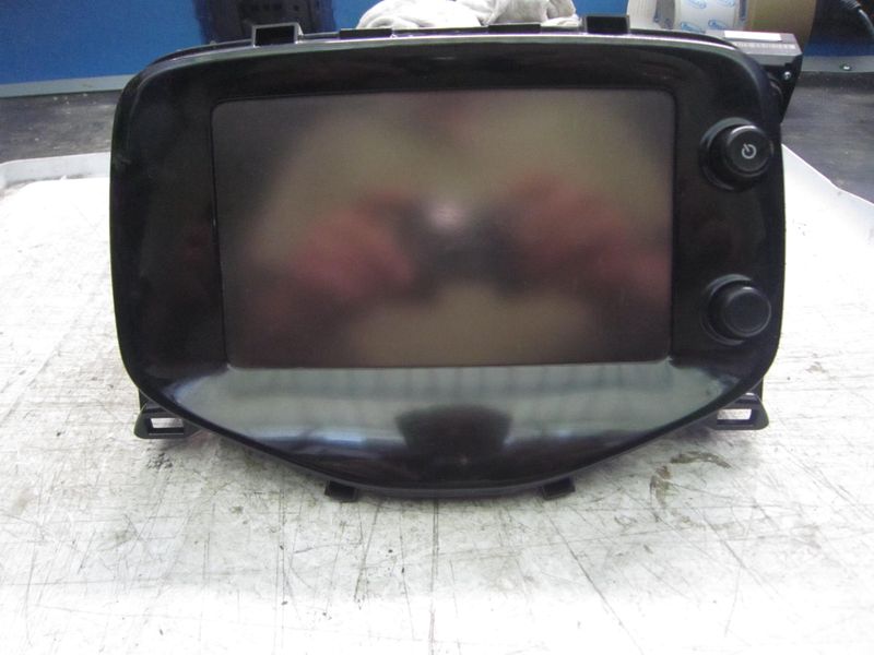 20-740 Autoradio Pioneer 86140-0H010 861400H010 AVH-7048    CITROEN  108