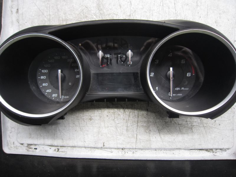 40-785 Quadro Strumenti / Contachilometri Vdo 50538657   A2C99660800    ALFA ROMEO Diesel Mito