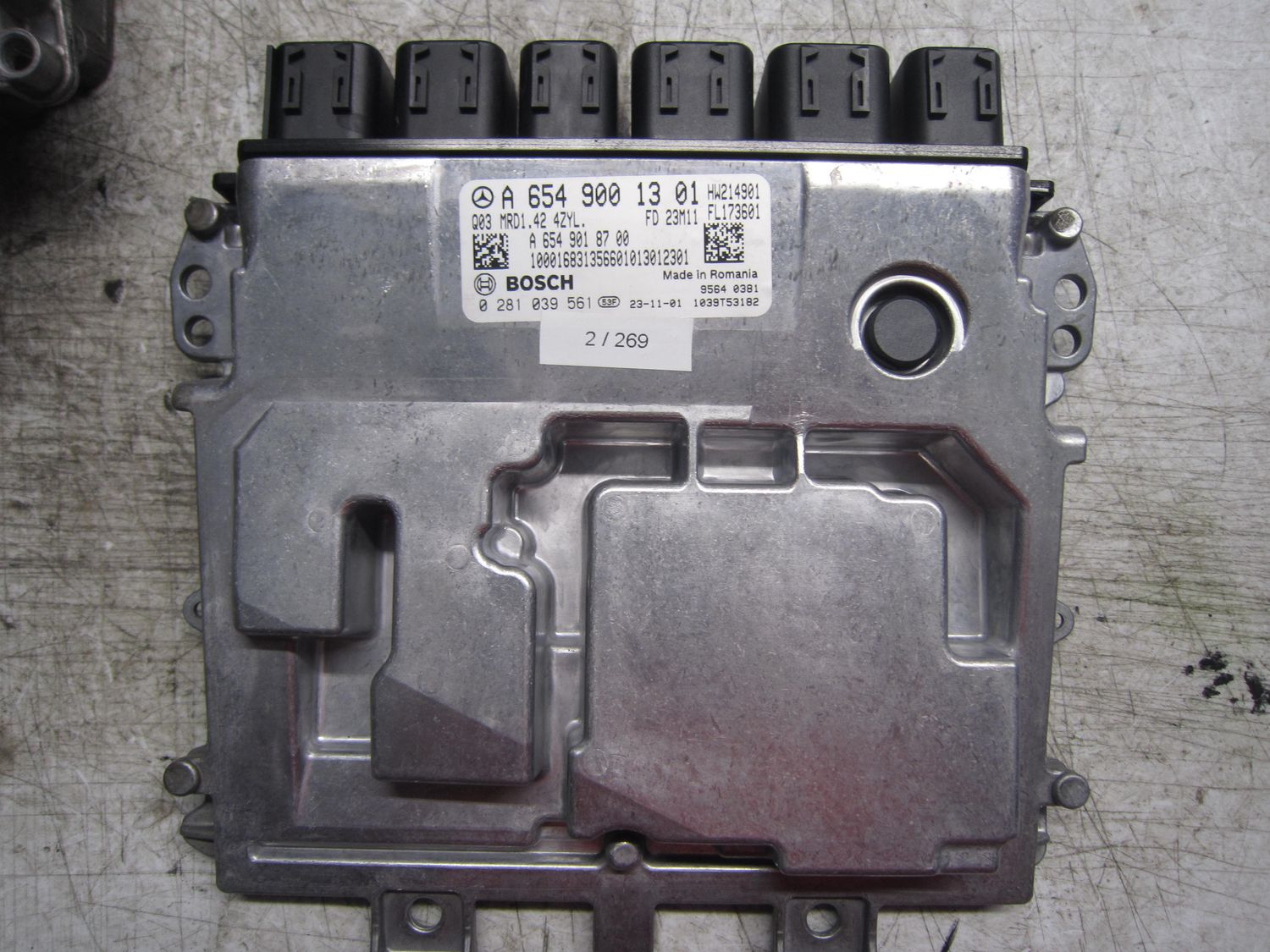 2-269 Centralina Motore Bosch 0 281 039 561 0281039561 A 654 900 13 01 1039T53182 MRD1.42 Q03 MERCEDES Diesel GLA