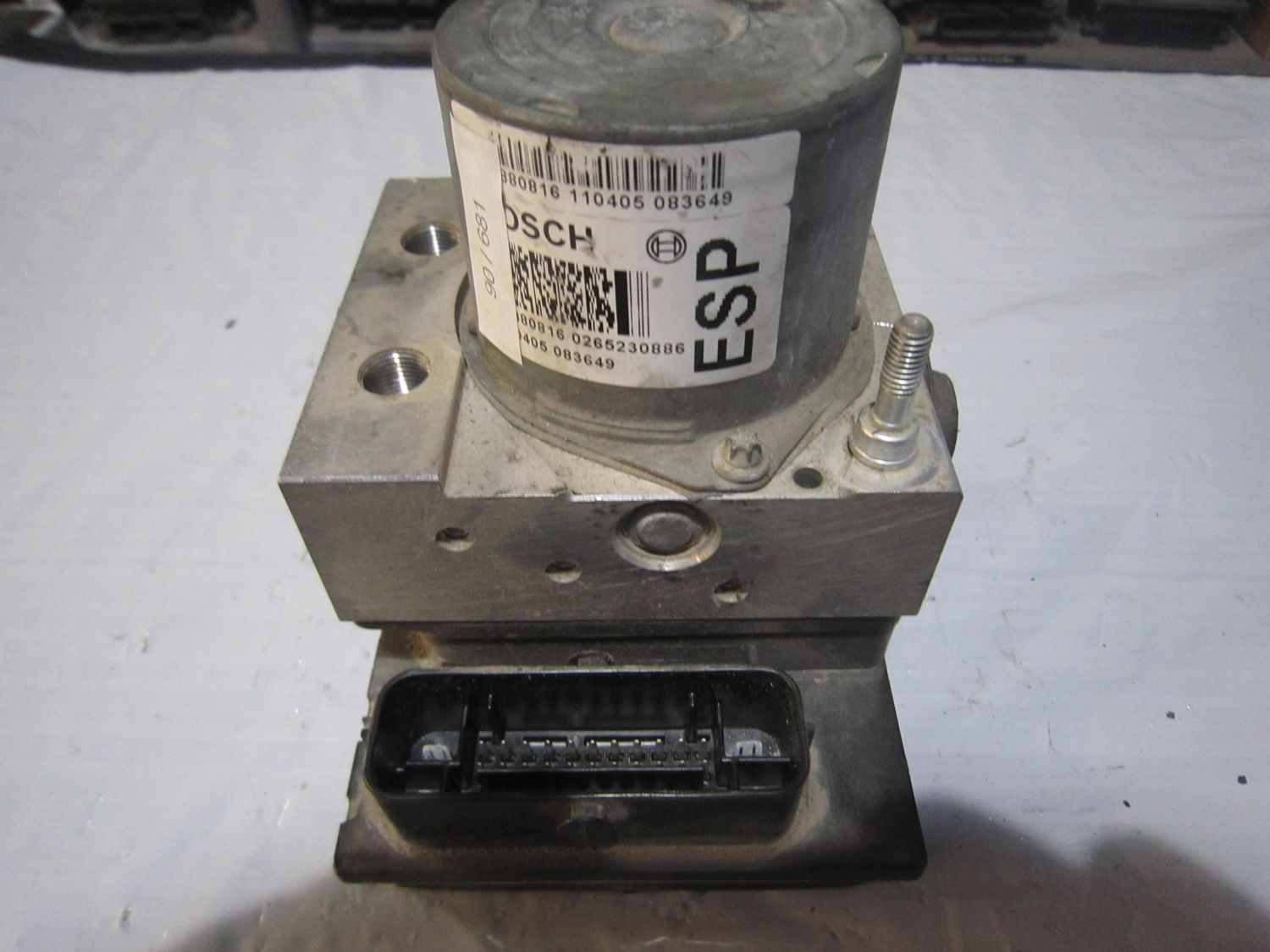 90-681 Pompa ABS Bosch 0 265 230 886   0265230886   51880816    0265951742   FIAT  500