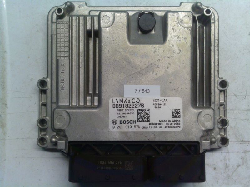 7-543 Centralina Motore Bosch 0 261 S10 57W 0261S1057W 8891822276 4740000972 ECM-CAA FQC6A-12 5660 LYNK & CO Benzina 01