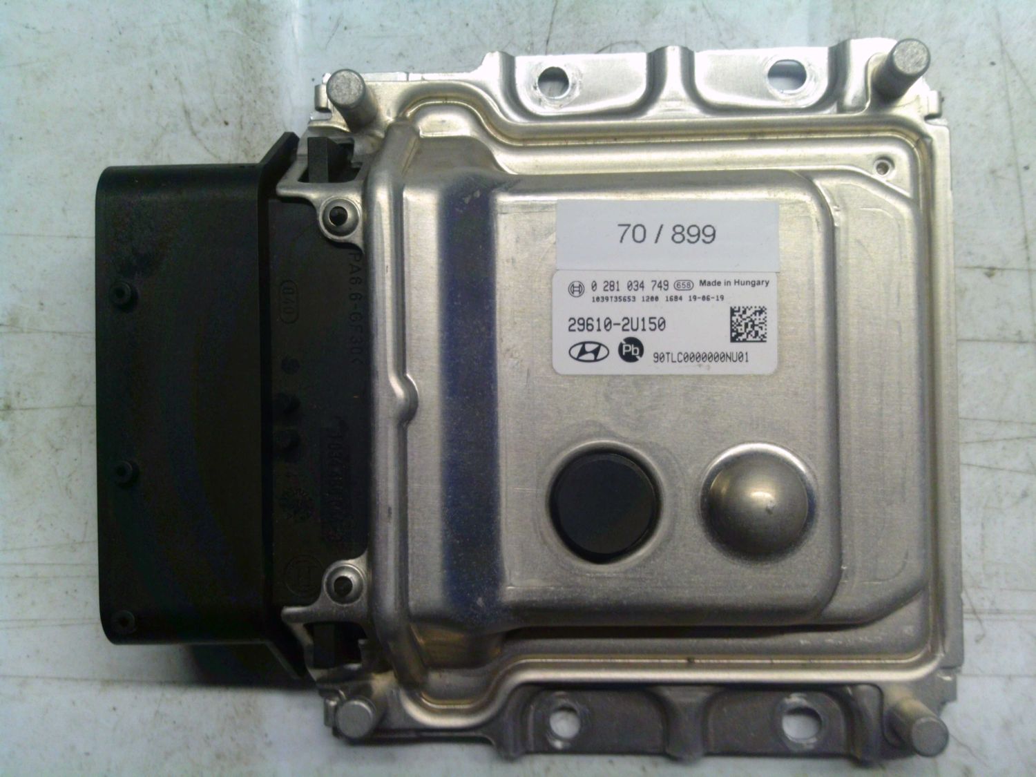 70-899 Centralina Adblue Hyundai 0 281 034 749 0281034749 29610-2U150    HYUNDAI Elettrica / Benzina Kona