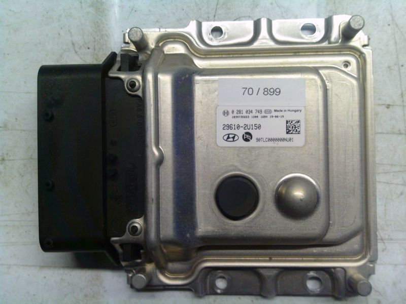 70-899 Centralina Adblue Hyundai 0 281 034 749 0281034749 29610-2U150    HYUNDAI Elettrica / Benzina Kona