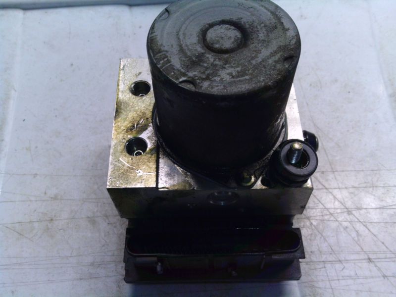 90-1328 Pompa ABS Bosch 0 265 234 662 0265234662 27536AG250 0 265 950 813   SUBARU  Legacy
