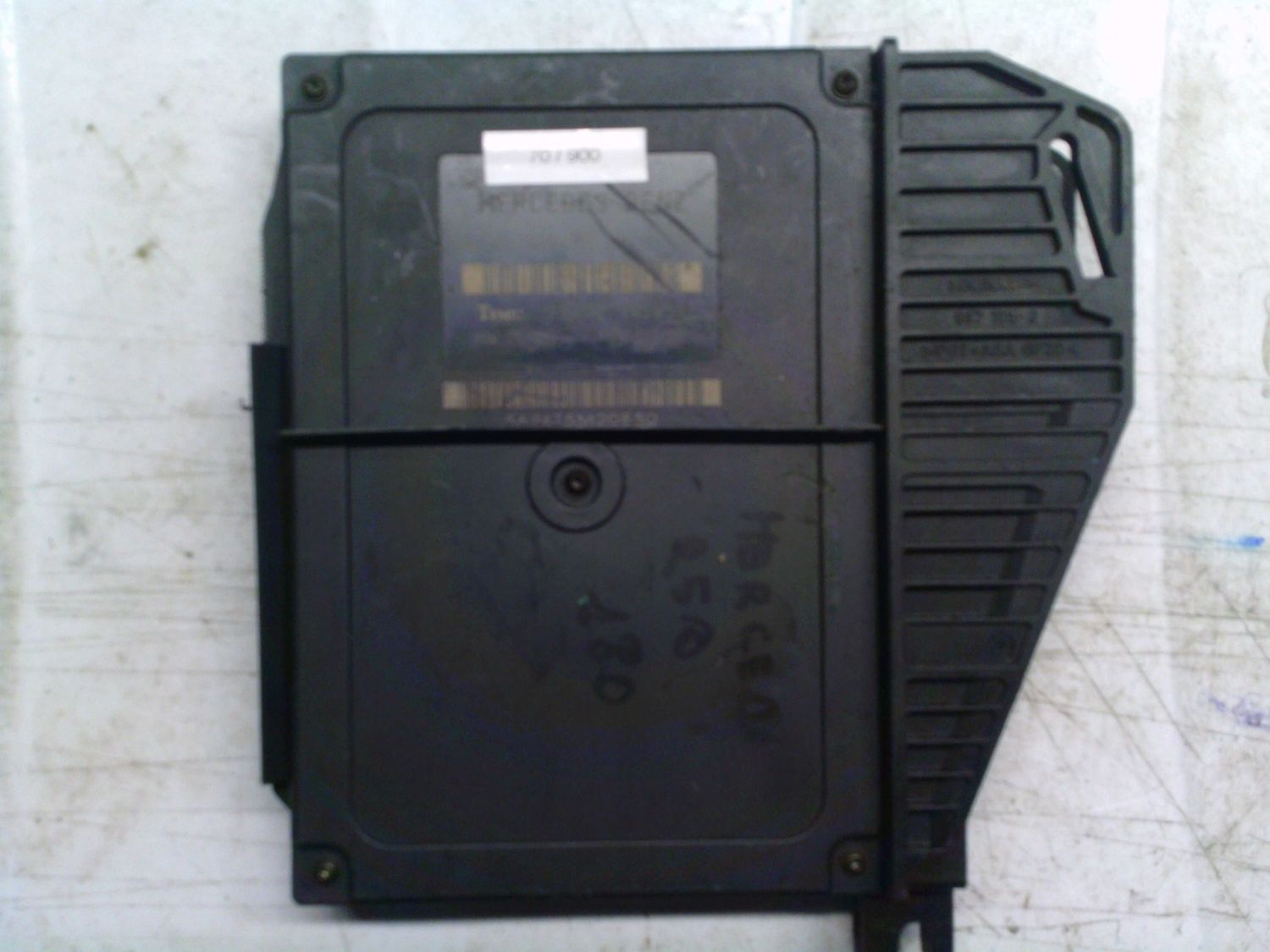 70-900 Centralina Modulo Confort Temic 210 820 38 26 2108203826 335626 96W05 HW 20/95 SW 08/95 MERCEDES  Classe E