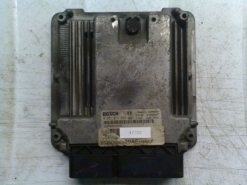 4-122 Centralina Motore Bosch 0 281 013 845 0281013845 P05094599 1039S20427   JEEP Diesel Grand Cherokee