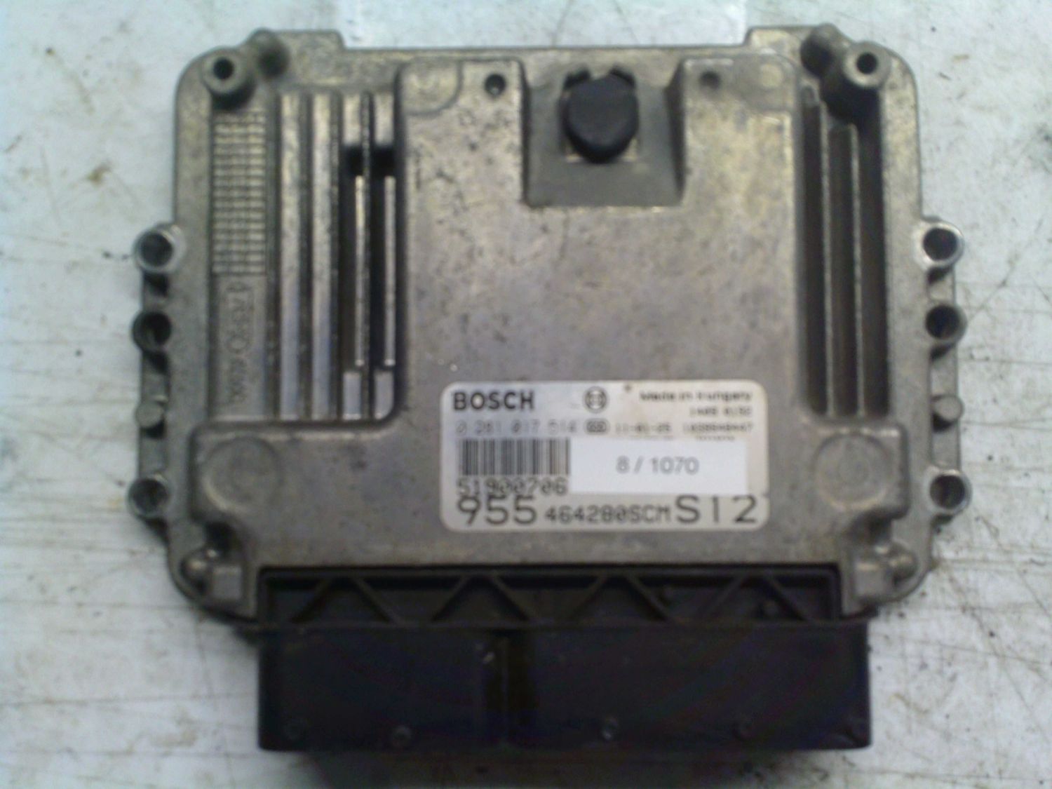8-1070 Centralina Motore Bosch 0 281 017 514 0281017514 51900706 1039S48477 955 464280SCM S12  ALFA ROMEO Diesel MITO