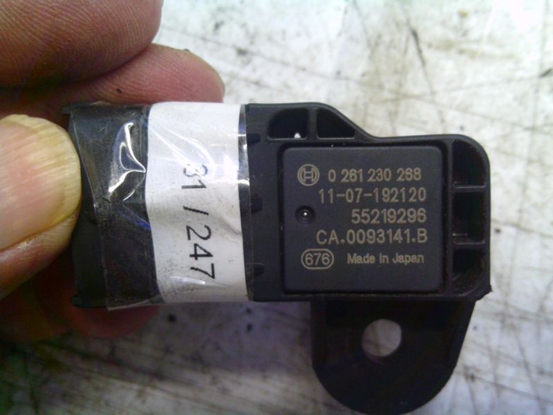 31-247 Sensore Pressione Alimentazione Bosch 0 261 230 288 0261230288 55219296    ALFA ROMEO / FIAT / LANCIA Benzina Varie