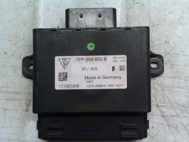 36-305 Regolatore Di Tensione Porsche 7PP.959.663.B   111001908 0307 SW: 0039 HW: H16 PORSCHE  CAYENNE