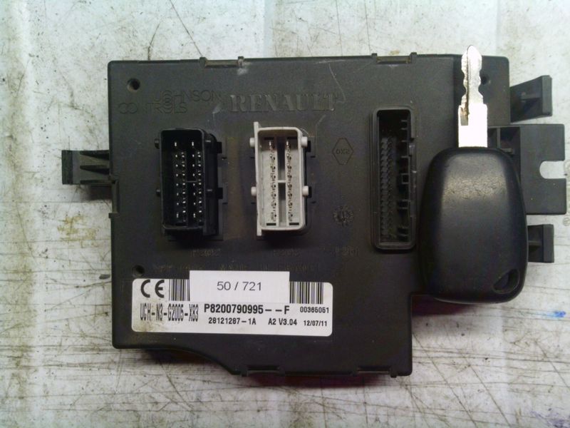 50-721 Body Computer Johnson Controls 28121287-1A 281212871A P8200790995-F UCH-N3-G2005-X83   RENAULT Diesel TRAFIC