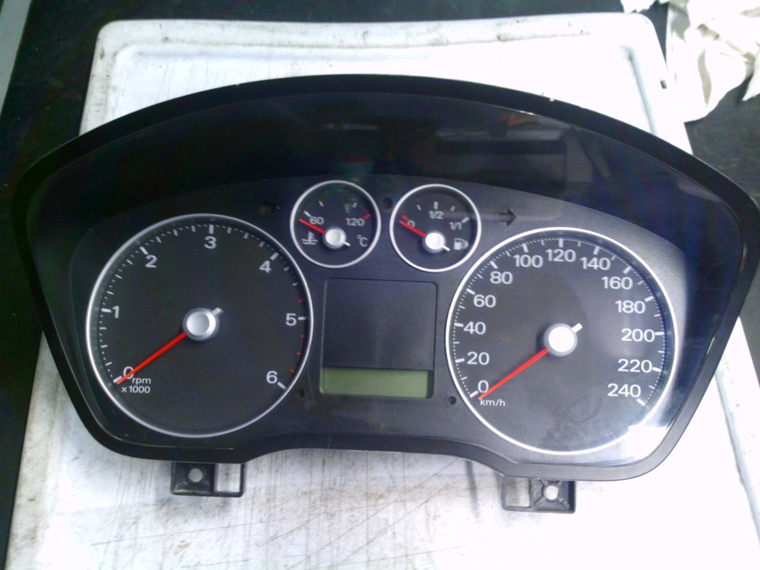 40-804 Quadro Strumenti / Contachilometri Ford 44ZU-267 44ZU267 3M5F-10A855-A AU 6620A 44ZU-262 3M5F-10841-B FORD Diesel Focus