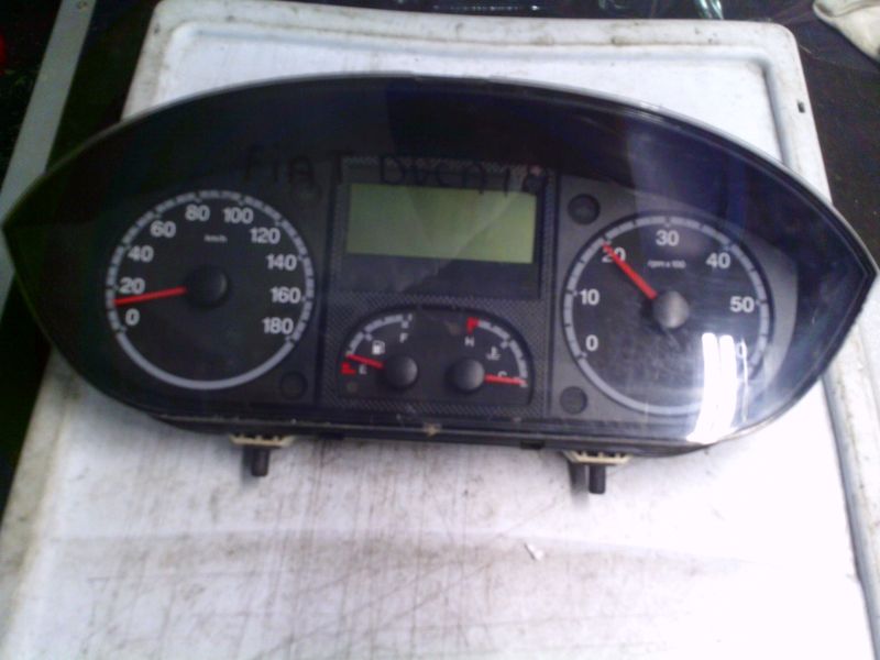 40-835 Quadro Strumenti / Contachilometri Alfa Romeo / Fiat / Lancia 1358460080   555001210100    FIAT Diesel DUCATO