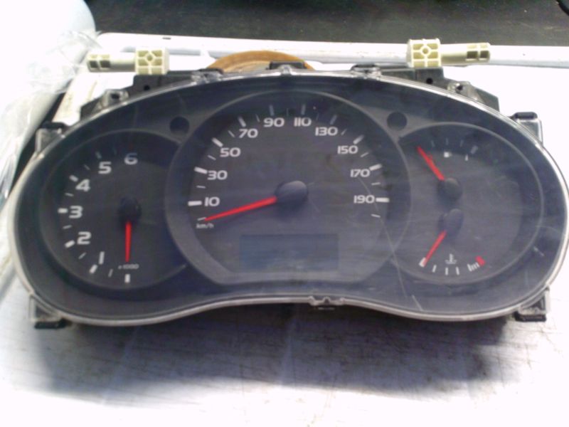 40-843 Quadro Strumenti / Contachilometri Johnson Controls P248105652R   28118012-3    RENAULT Diesel MASTER