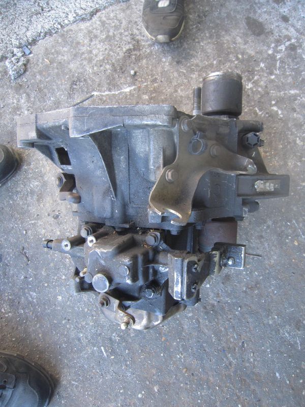 82-3 Cambio Manuale Alfa Romeo / Fiat / Lancia 55204040   C514.5.13    FIAT  500