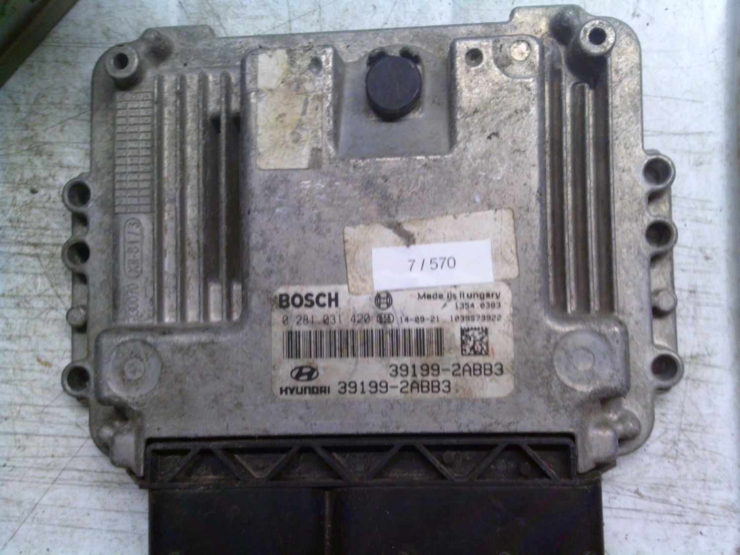 7-570 Centralina Motore Bosch 0 281 031 420 0281031420 39199-2ABB3 1039S73922   HYUNDAI Diesel IX 35