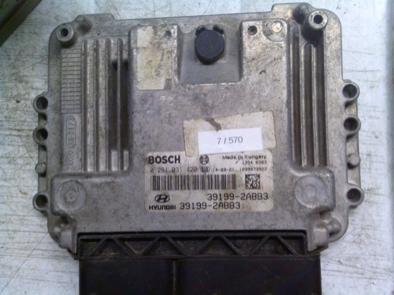 7-570 Centralina Motore Bosch 0 281 031 420 0281031420 39199-2ABB3 1039S73922   HYUNDAI Diesel IX 35