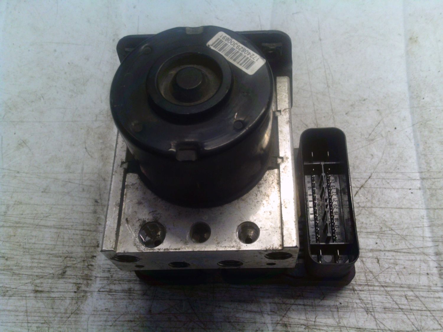 90-1371 Pompa ABS Ate Controller 06.2102-1317.4 06.21021317.4 06.2109-5581.3 28.5700-5902.3 8V512M110AD  FORD  Fiesta