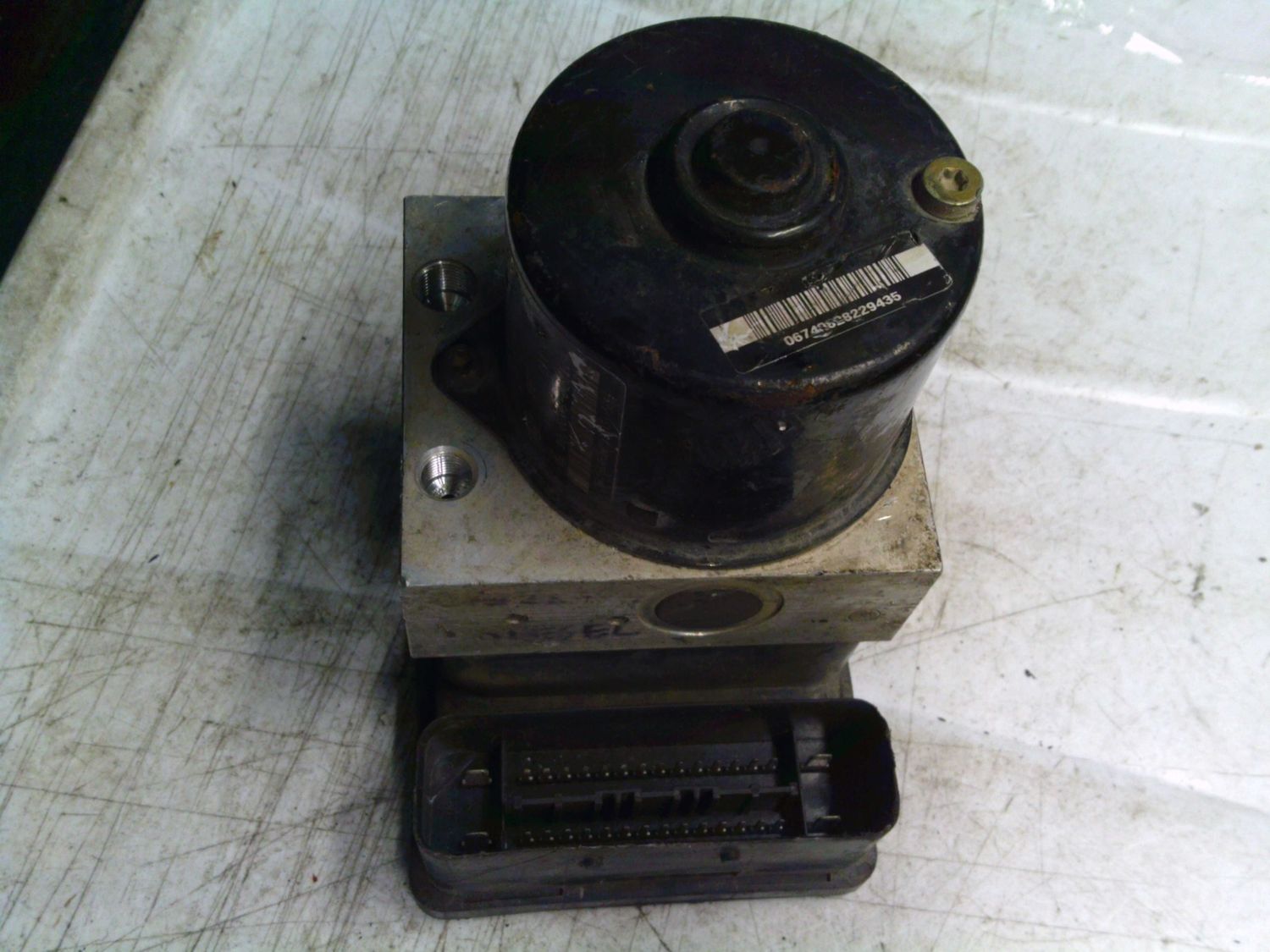 90-1352 Pompa ABS Ate Controller 6Q0 614 117 H 6Q0614117H 10.0206-0071.4 6Q0 907 379 L 10.0960-0332.3 DE  CTA VOLKSWAGEN  Polo