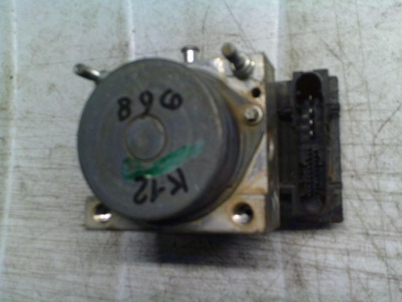 90-1359 Pompa ABS Bosch 0 265 231 841 0265231841 0 265 800 574 47660-BC60A   NISSAN  Micra