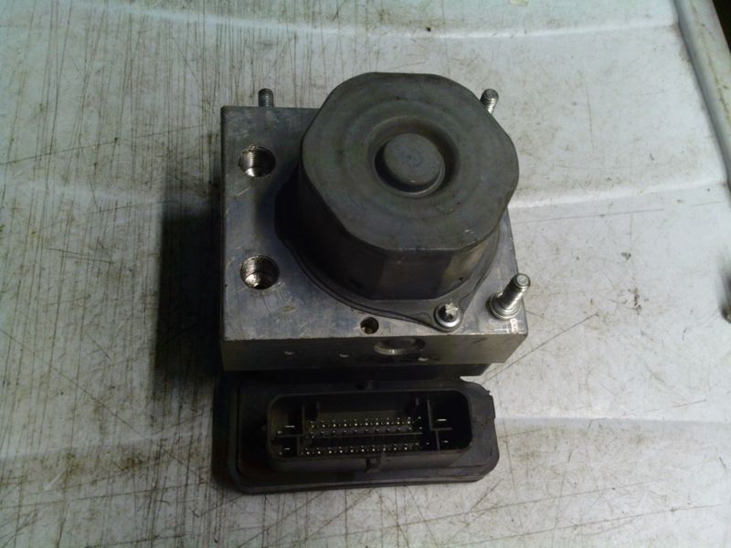 90-1364 Pompa ABS Bosch 47660 3249 R 476603249R 0 265 256 710 0265956560   DACIA  Duster