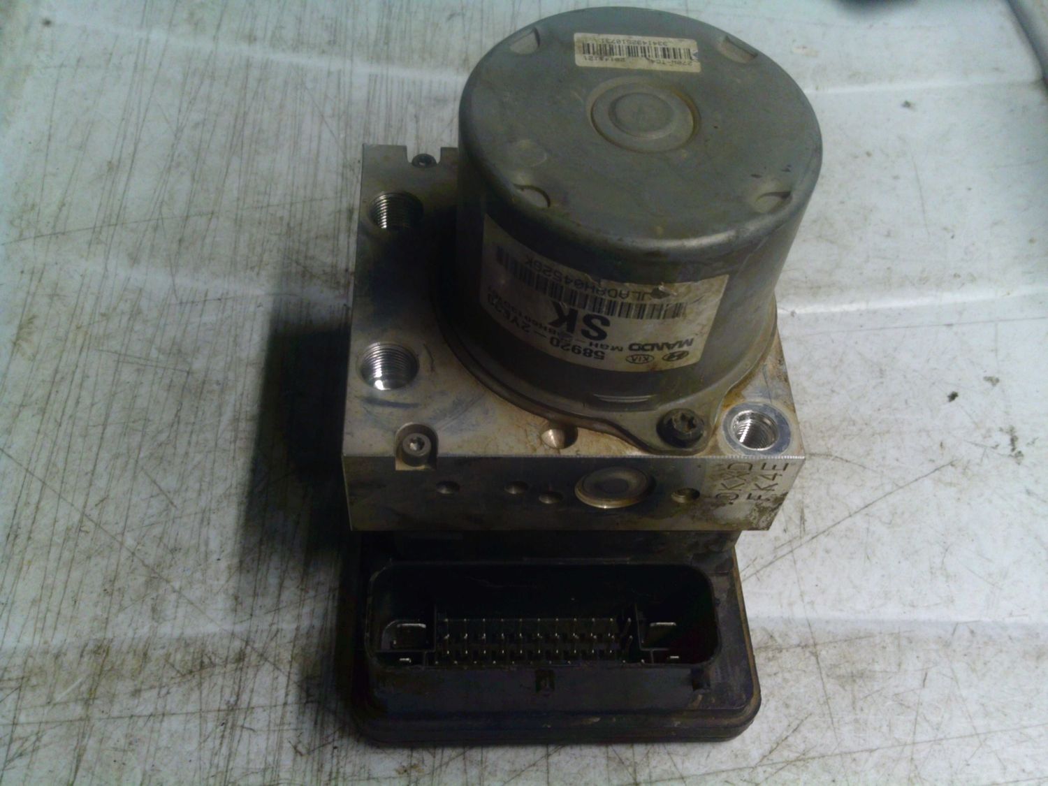 90-1374 Pompa ABS Mando 58920-2Y620 589202Y620 SK BE6003O105   HYUNDAI  Varie