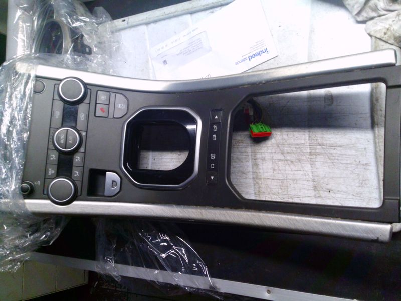 400-685 Unità Comandi Centrali Land Rover GJ32-045B28-AA GJ32045B28AA GJ32-14C239-AJC GJ32-14B596   LAND ROVER  Evoque