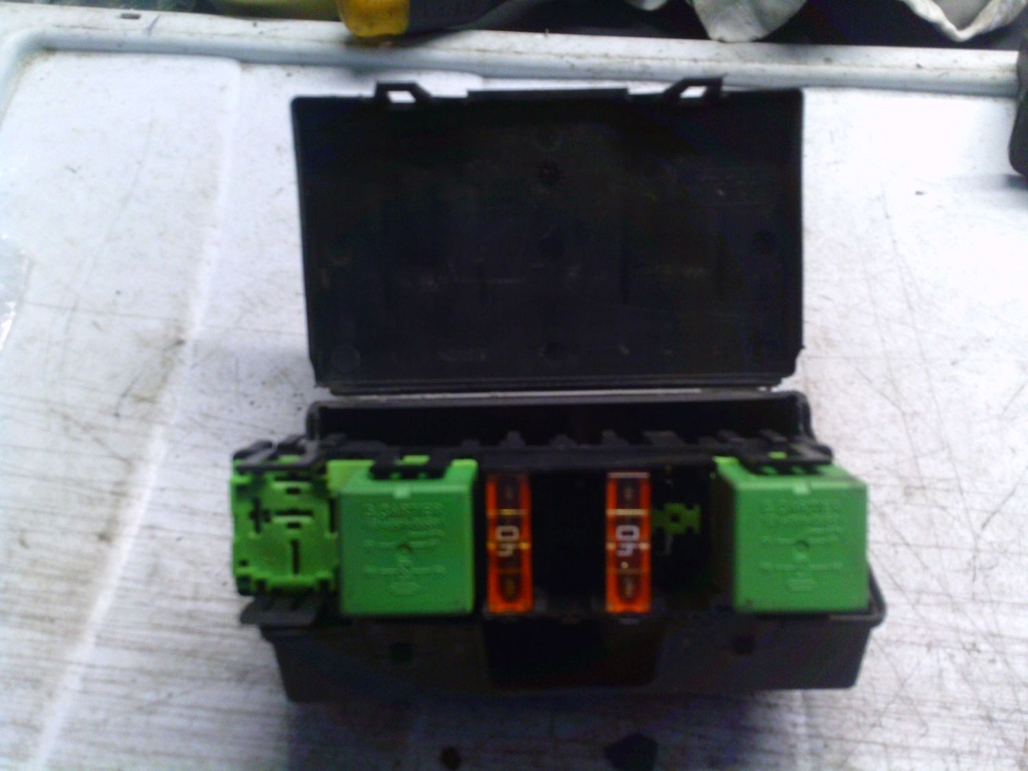 60-386 Scatola Fusibili Valeo 96 322 294 80 9632229480 115708 00    CITROEN / PEUGEOT  VARIE