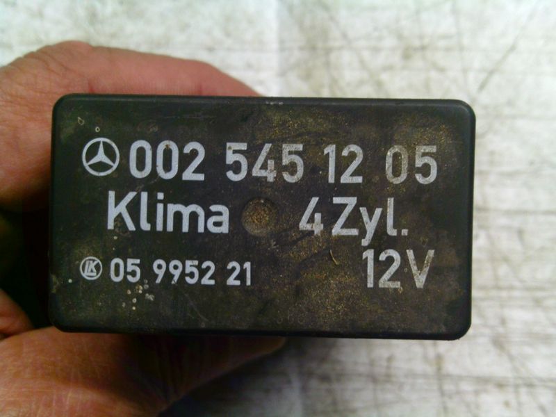 91-93 Rele' Clima Bosch 001 545 90 05 0015459005 05 8956 20    MERCEDES  190 E