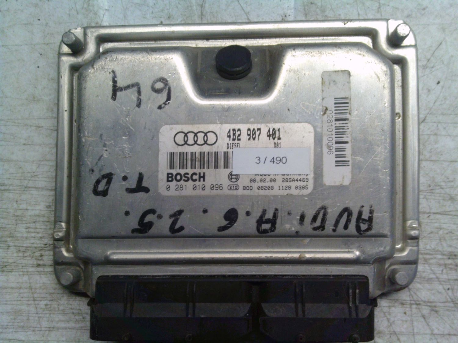 3-490 Centralina Motore Bosch 0 281 010 096 0281010096 4B2 907 401 28SA4469   AUDI Diesel A 6