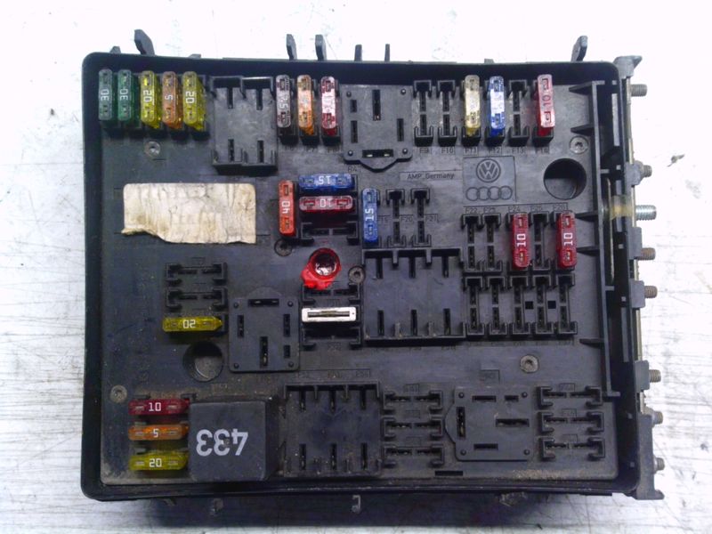 60-389 Scatola Fusibili Tyco Eletronics 1K0 937 124 H 1K0937124H      VOLKSWAGEN Diesel Golf