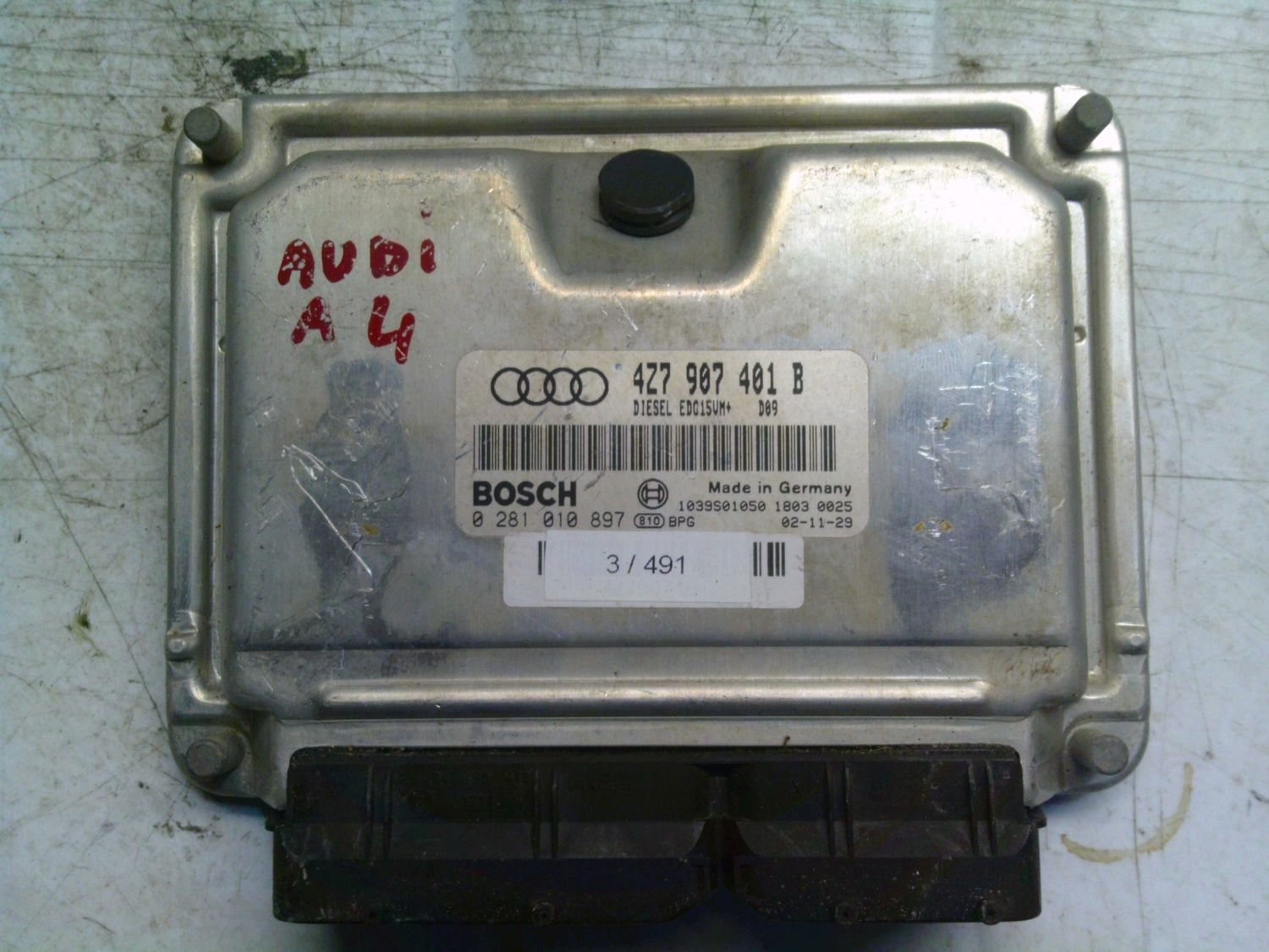3-491 Centralina Motore Bosch 0 281 010 897 0281010897 4Z7 907 401 B 1039S01050 EDC15UM  AUDI Diesel A 6 ALLROAD