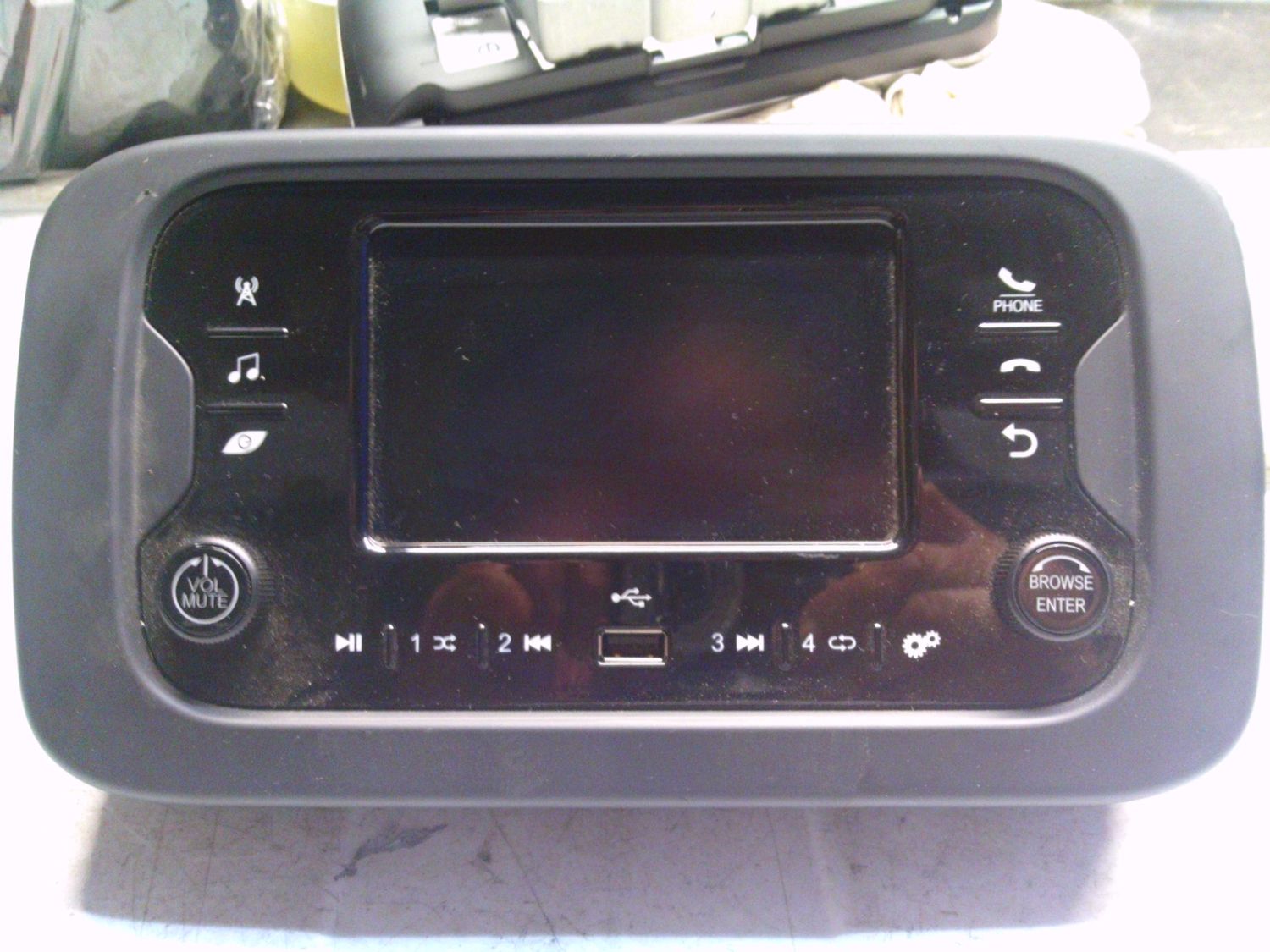 20-802 Autoradio Alfa Romeo / Fiat / Lancia 07357898800       FIAT Elettrica / Benzina PANDA 20-802 Autoradio Alfa Romeo / Fiat / Lancia 07357898800       FIAT Elettrica / Benzina PANDA