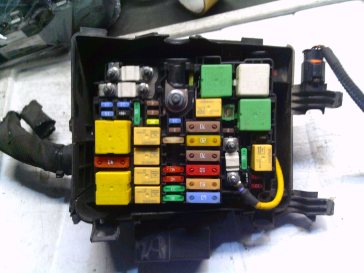 60-396 Scatola Fusibili Citroen / Peugeot 9804848580       CITROEN Benzina C 3 60-396 Scatola Fusibili Citroen / Peugeot 9804848580       CITROEN Benzina C 3