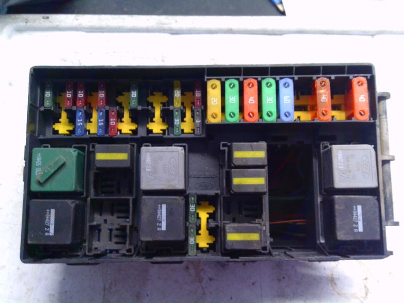 60-399 Scatola Fusibili Ford 518276100   2M5T-14A067-BB    FORD Diesel FOCUS