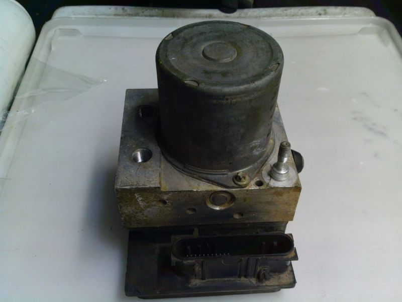 90-1413 Pompa ABS Bosch 0 265 235 295 0265235295 47660 JD01B 0 265 950 616    NISSAN  Qashqai