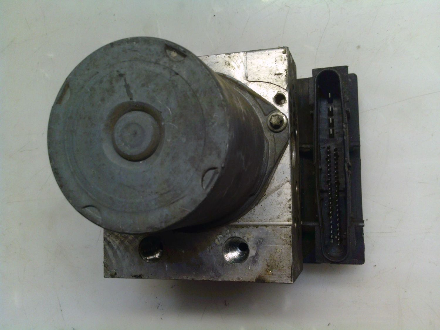 90-1423 Pompa Abs Bosch 0 265 950 322 0265950322 0 265 234 043 A 004 431 92 12   MERCEDES  Classe A