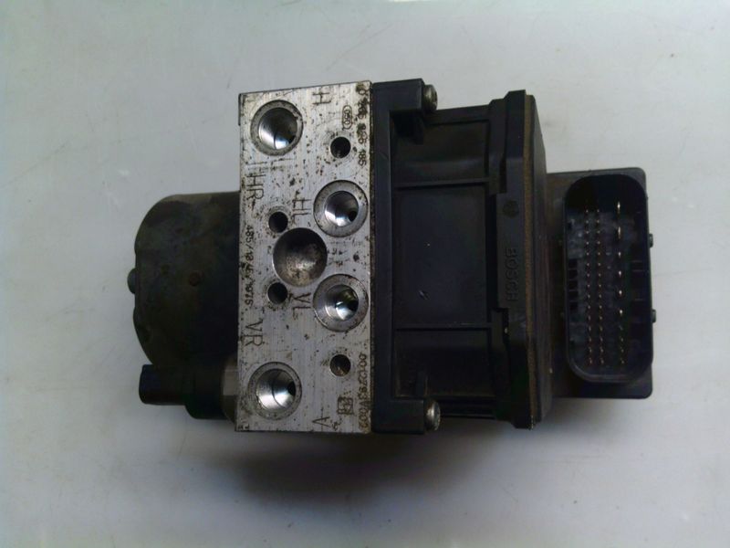 90-1425 Pompa ABS Bosch 0 265 950 077 0265950077 0 265 225 185 0012793V002   SMART  450