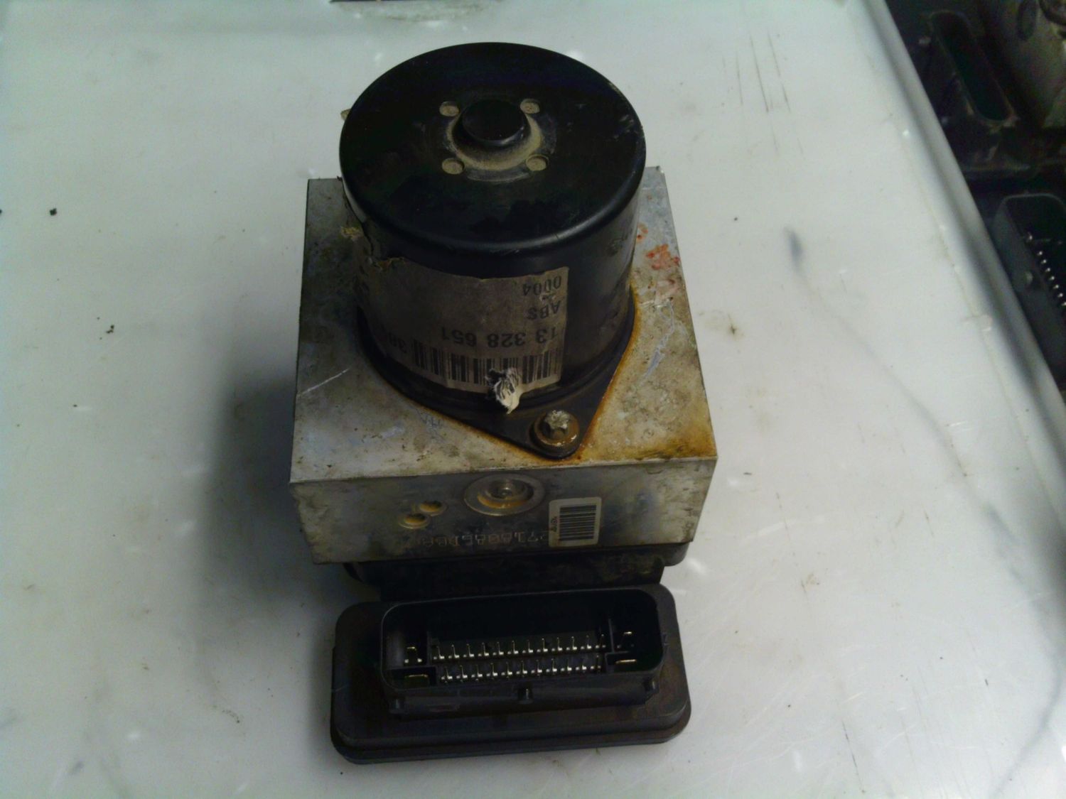 90-1439 Pompa ABS Trw 13 328 651 13328651 16817011 54085326E   OPEL  INSIGNIA