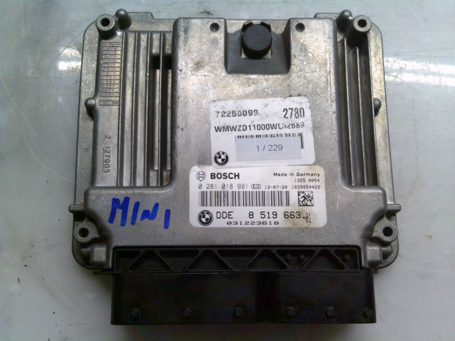 1-229 Centralina Motore Bosch 0 281 018 991 0281018991 8 519 663 1039S54422 MINI Diesel Cooper 1-229 Centralina Motore Bosch 0 281 018 991 0281018991 8 519 663 1039S54422 MINI Diesel Cooper
